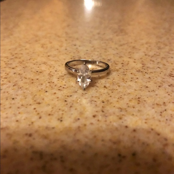 Ring !!!!SOLD!!!! - Picture 6 of 8